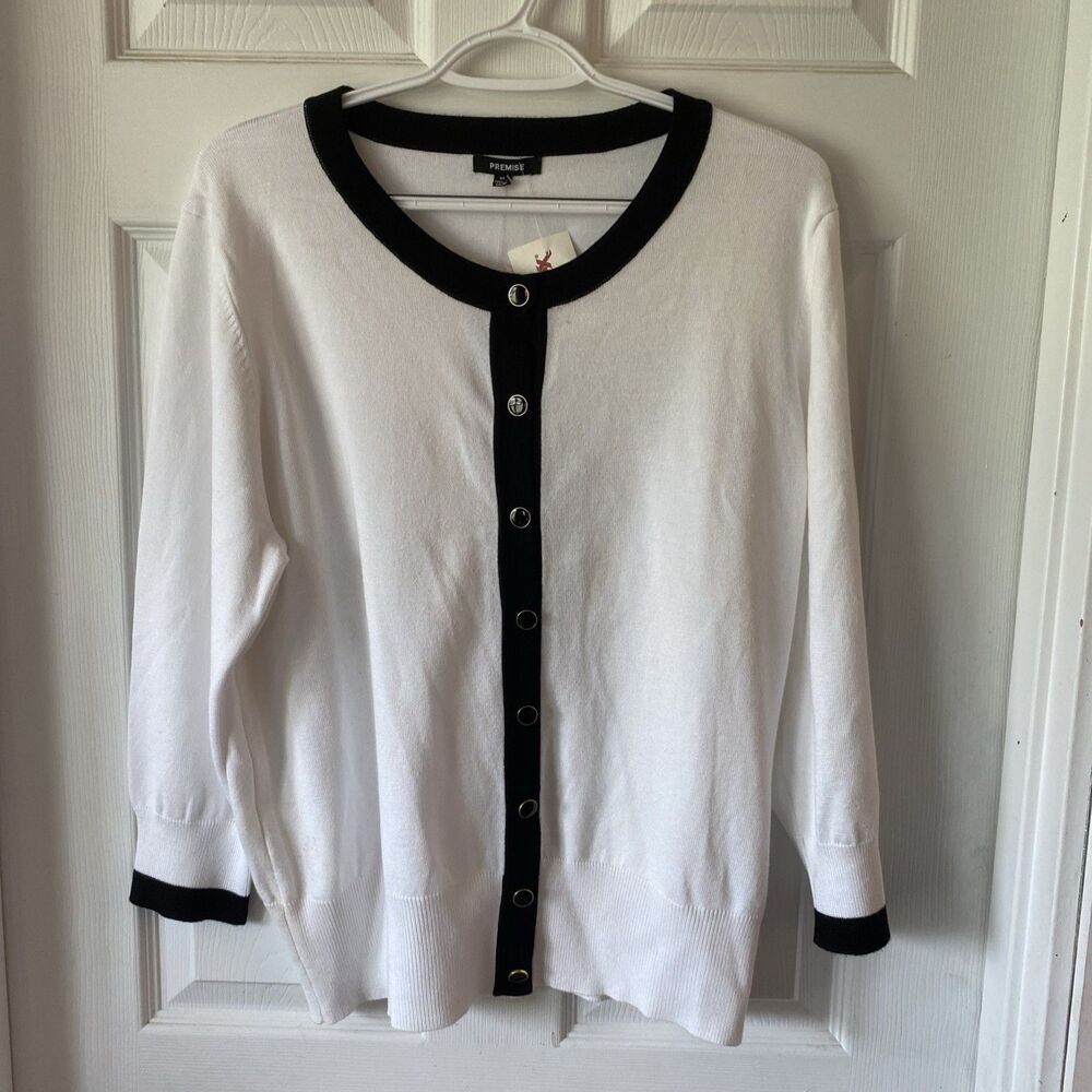 Premise Sweater Women’s Size XL NWT Button Up Tight Knit White
